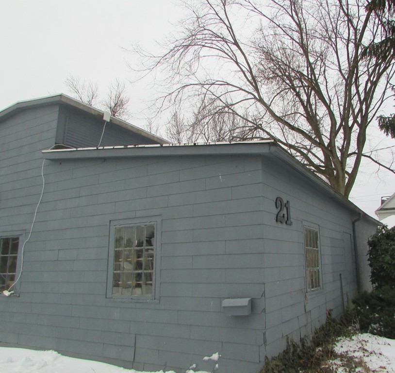 21 Silver Street Springfield, MA 01107 - Photo 15 of 21