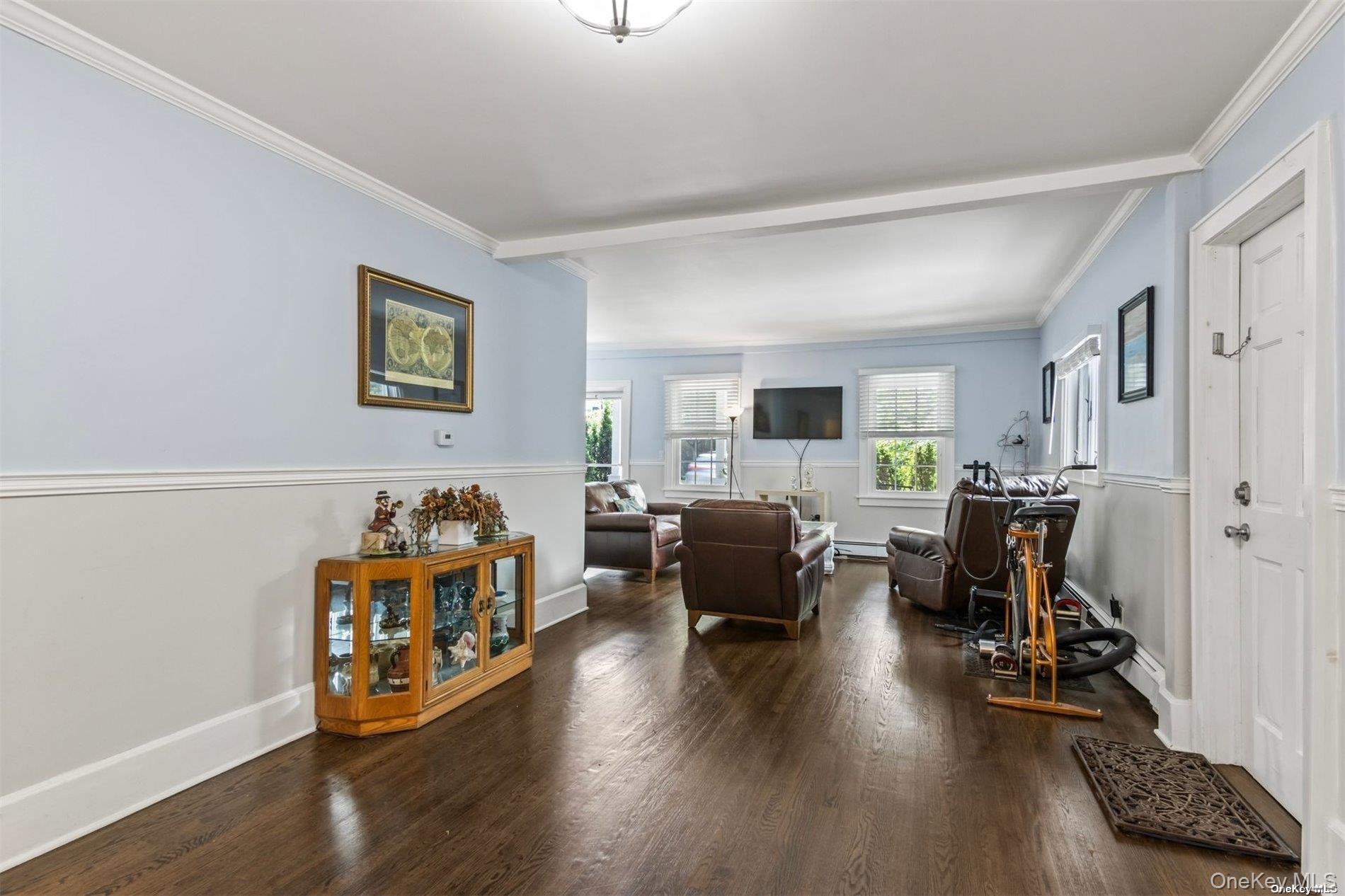 245 Main Street, Unit 1 Cold Spring Harbor, NY 11724 - Photo 6 of 27 Dining Area