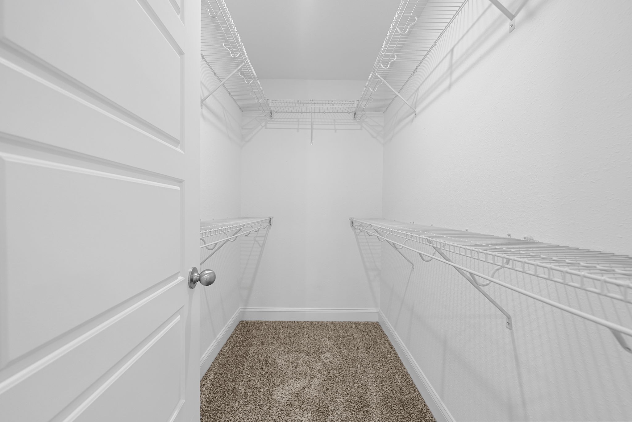 39 Echo Ridge Oak Grove, KY 42262 - Photo 18 of 28 a view of walk in closet