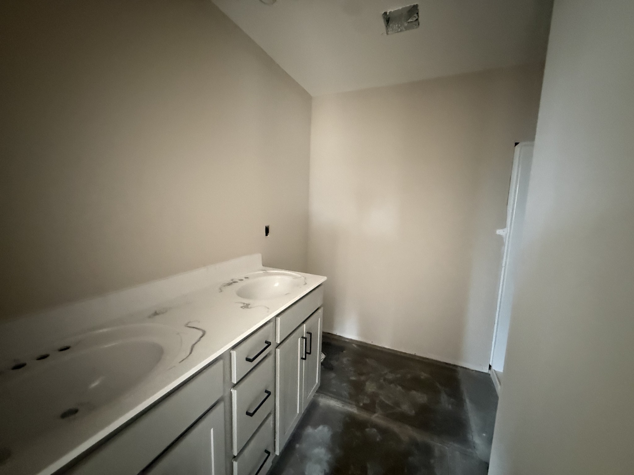 39 Echo Ridge Oak Grove, KY 42262 - Photo 5 of 12