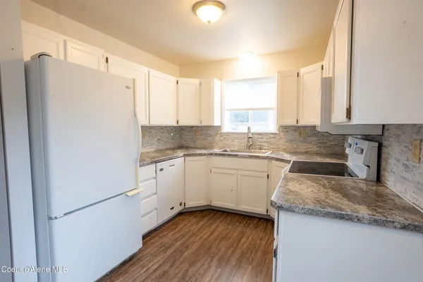 $349,000 | 152 Cherry Lane, Moyie Springs, ID 83845