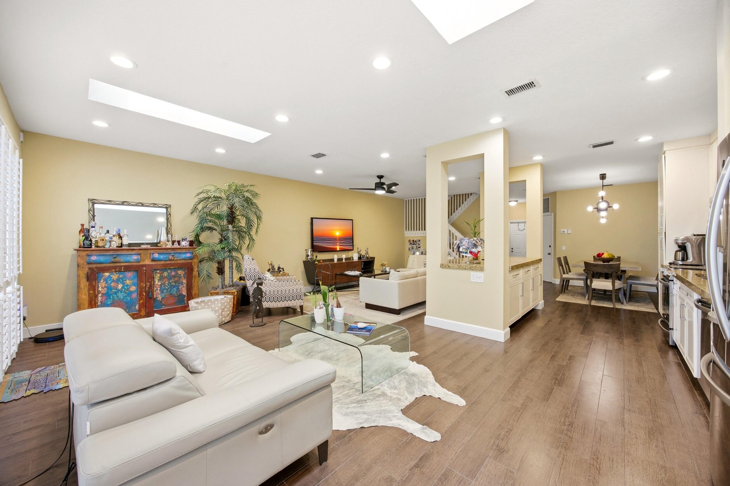 6738 Via Regina Boca Raton, FL 33433 - Photo 6 of 57 6_453a0823