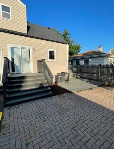 $4,500 | 754 Spring Road, Elmhurst, IL 60126