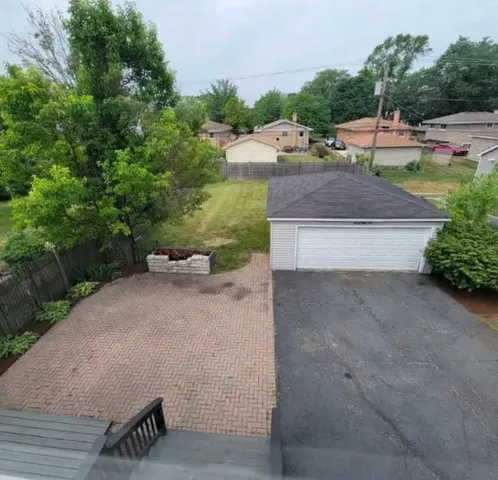 $4,500 | 754 Spring Road, Elmhurst, IL 60126