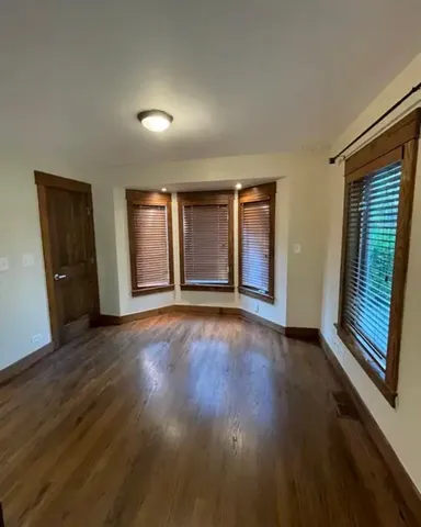 $4,500 | 754 Spring Road, Elmhurst, IL 60126