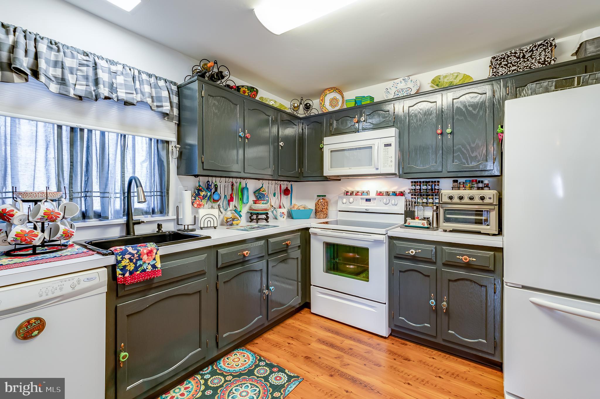 10 Mayfair Road Southampton, NJ 08088 - Photo 7 of 28 kitchen