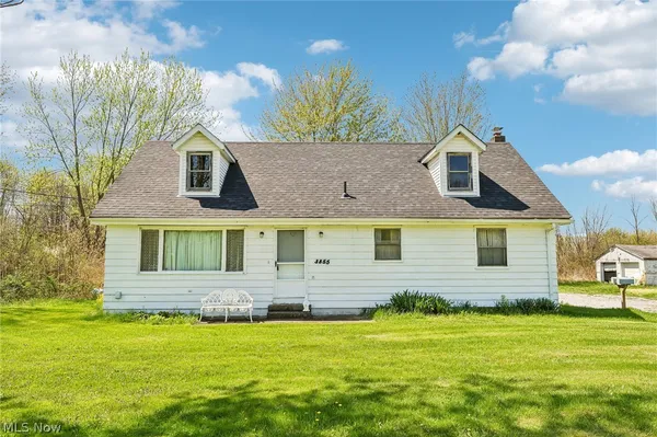 $374,977 | 3855-3871 North Broadway, Geneva, OH 44041
