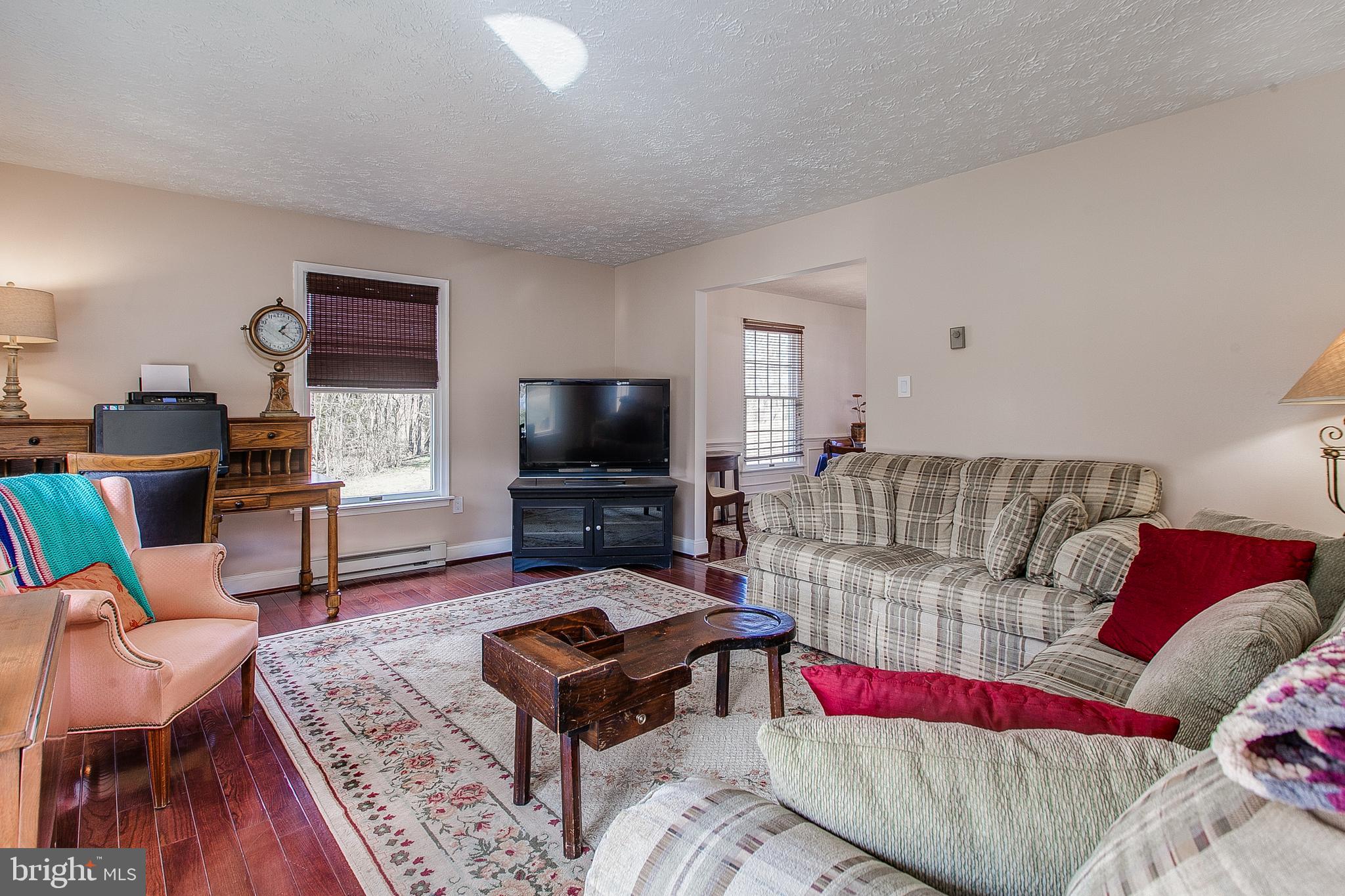18208 Manor Church Road Boonsboro, MD 21713 - Photo 13 of 39 Living Room 18208 Manor Church Rd