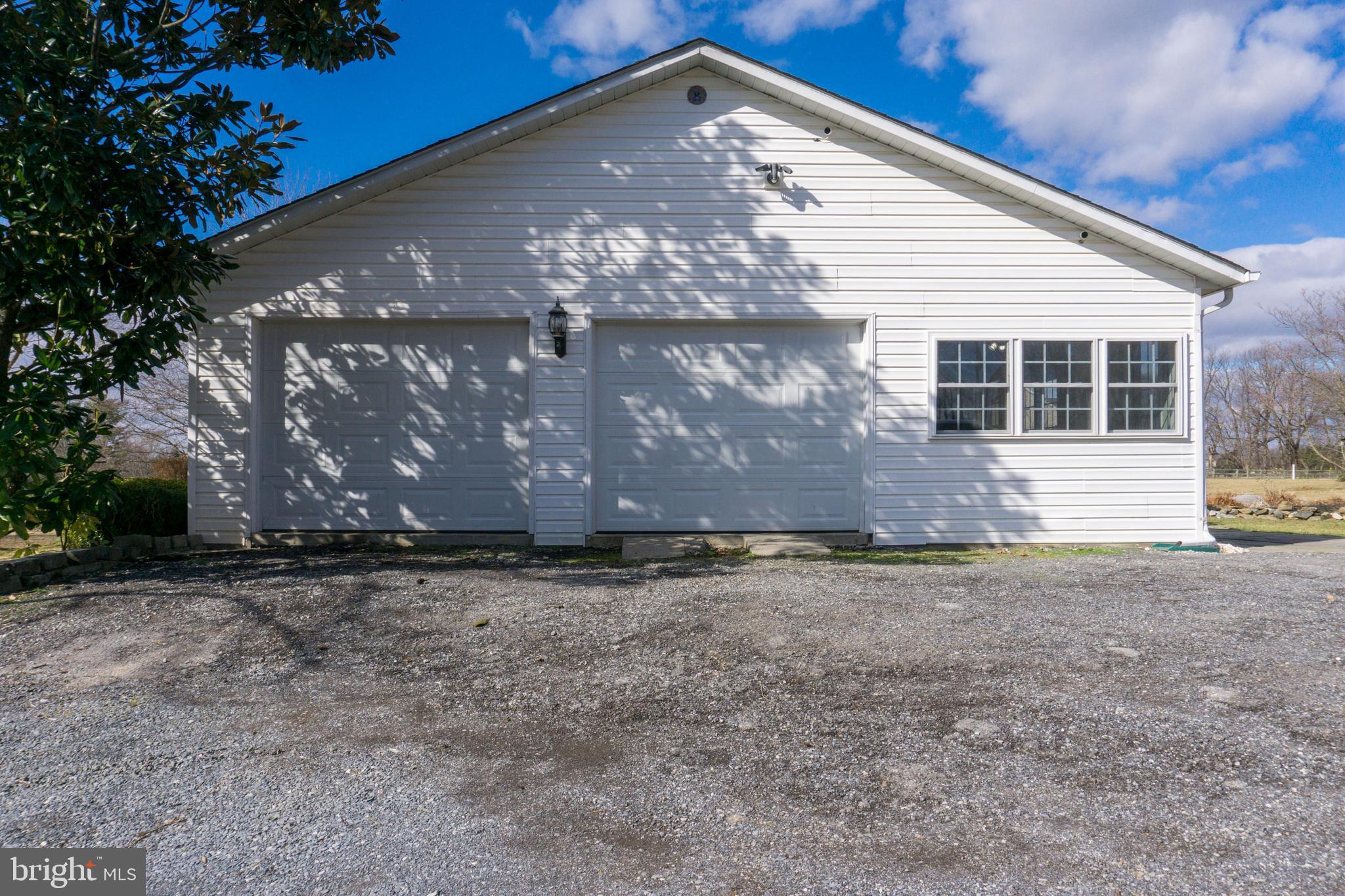 18208 Manor Church Road Boonsboro, MD 21713 - Photo 27 of 39 Side Load Garage 18208 Manor Church Rd
