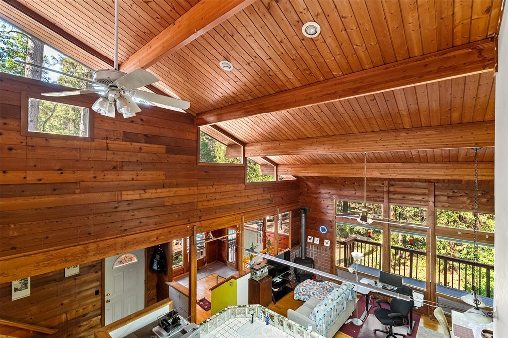 14969 Centerville Road Magalia, CA 95954 - Photo 3 of 75 a view of a blue wall with street