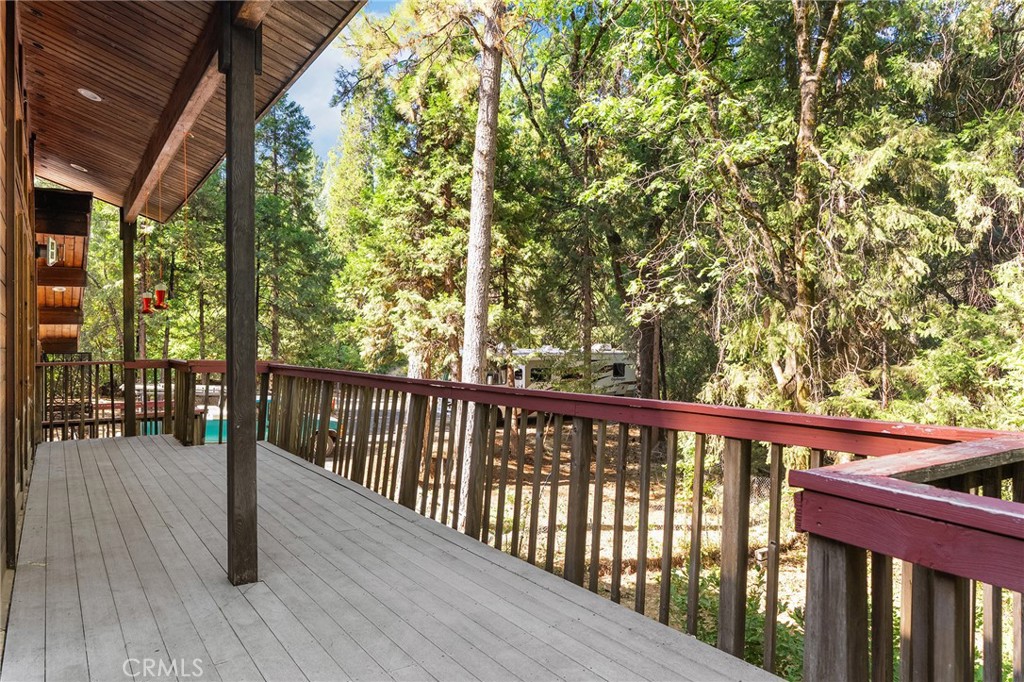 14969 Centerville Road Magalia, CA 95954 - Photo 56 of 75 a view of a balcony with chairs