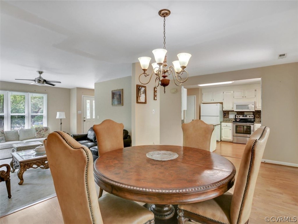 2903 Cove Ridge Circle Midlothian, VA 23112 - Photo 8 of 25 Dining Room