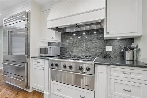 $2,439,000 | 1185 Hill Road, Winnetka, IL 60093