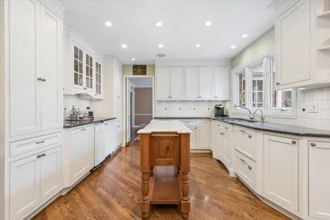 $2,439,000 | 1185 Hill Road, Winnetka, IL 60093