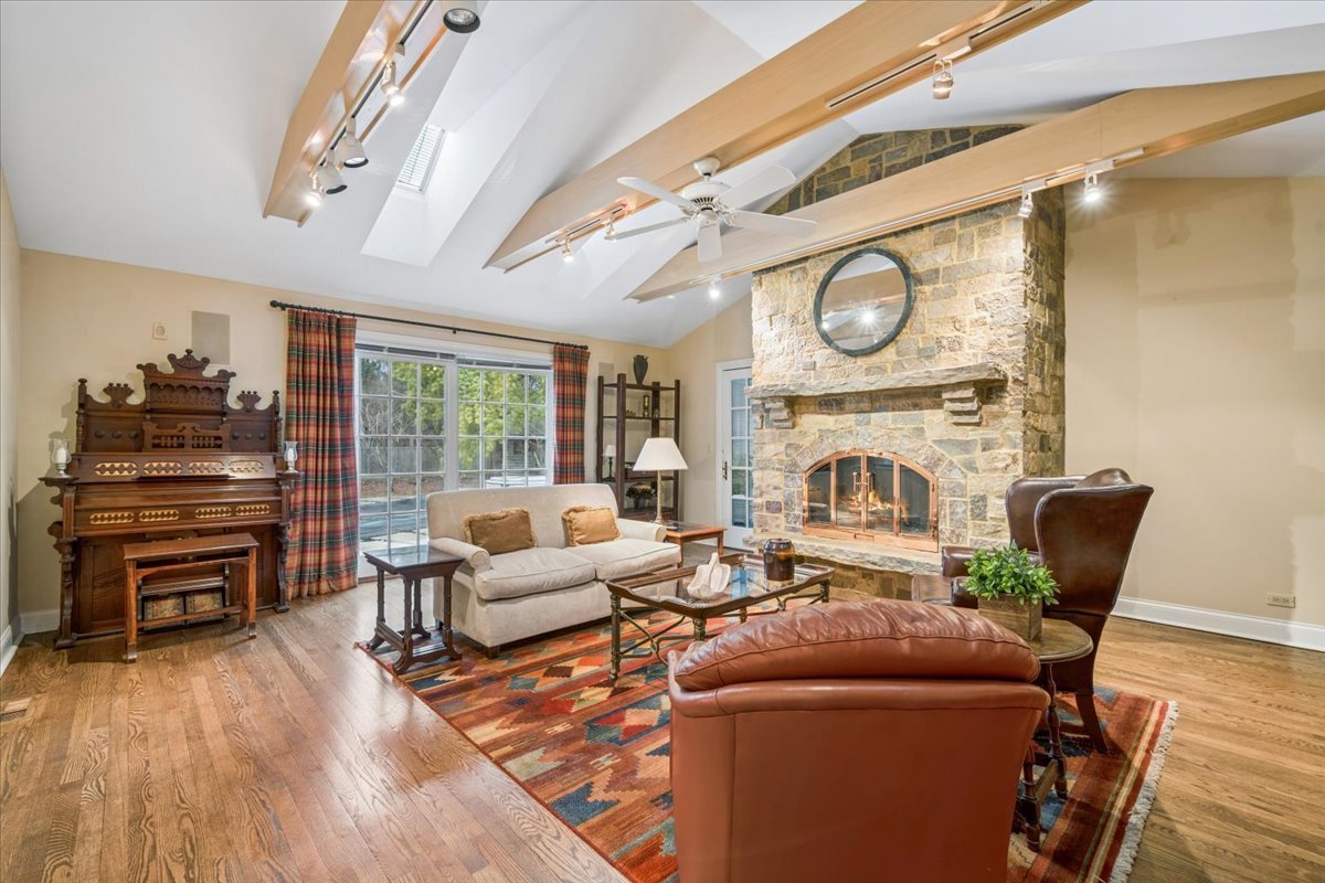 1185 Hill Road Winnetka, IL 60093 - Photo 26 of 58