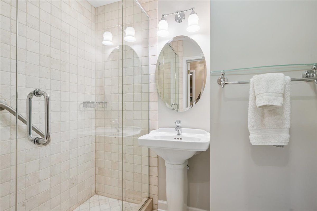 1185 Hill Road Winnetka, IL 60093 - Photo 34 of 58