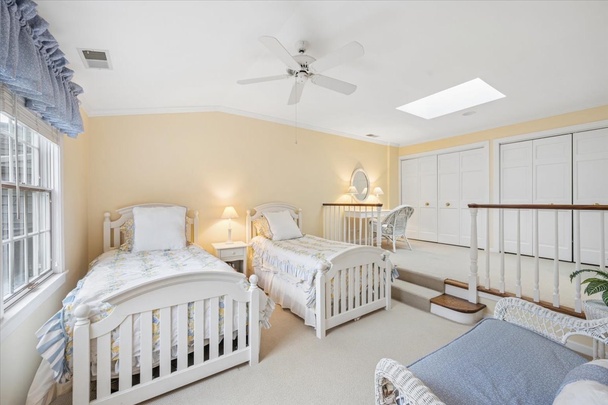 1185 Hill Road Winnetka, IL 60093 - Photo 36 of 58