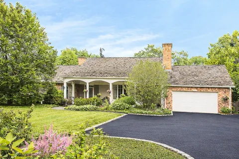 $2,439,000 | 1185 Hill Road, Winnetka, IL 60093