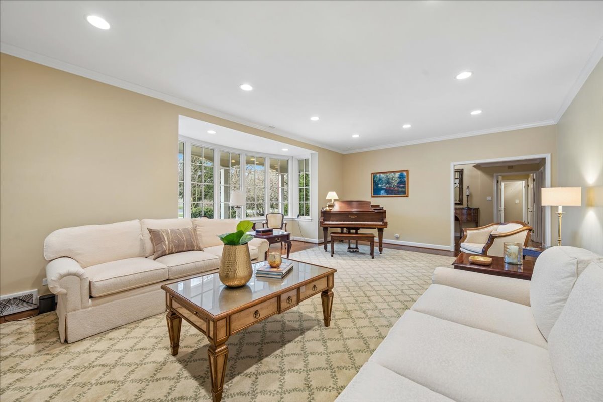 1185 Hill Road Winnetka, IL 60093 - Photo 9 of 58