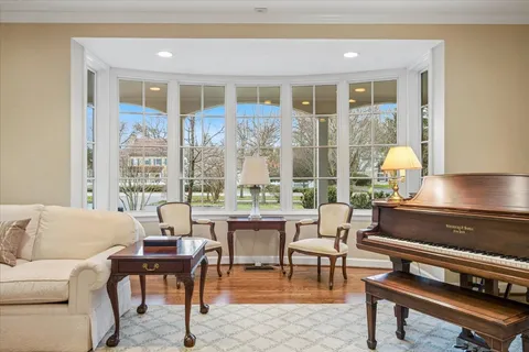 $2,439,000 | 1185 Hill Road, Winnetka, IL 60093