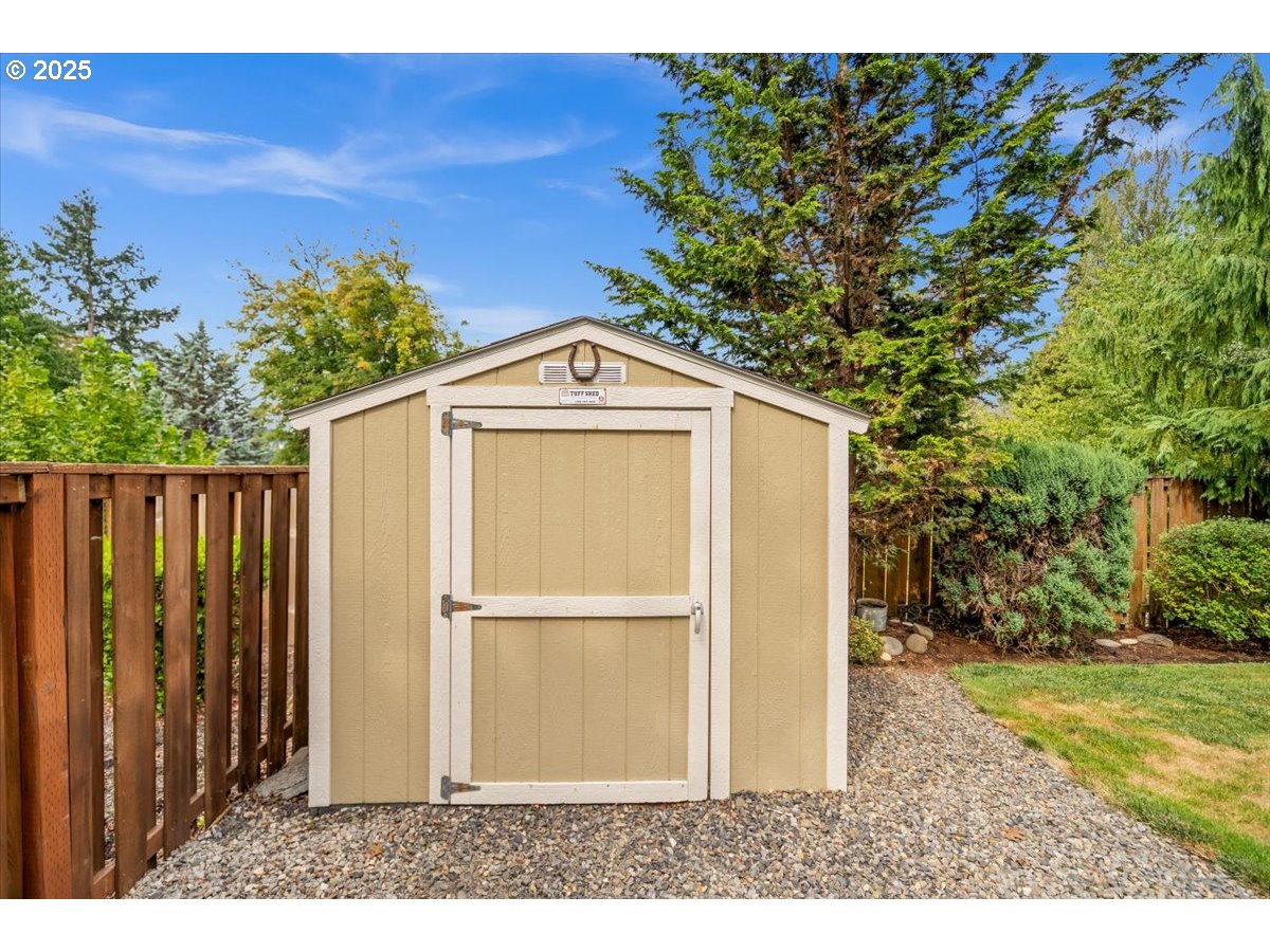 1315 Begonia Avenue Forest Grove, OR 97116 - Photo 42 of 48