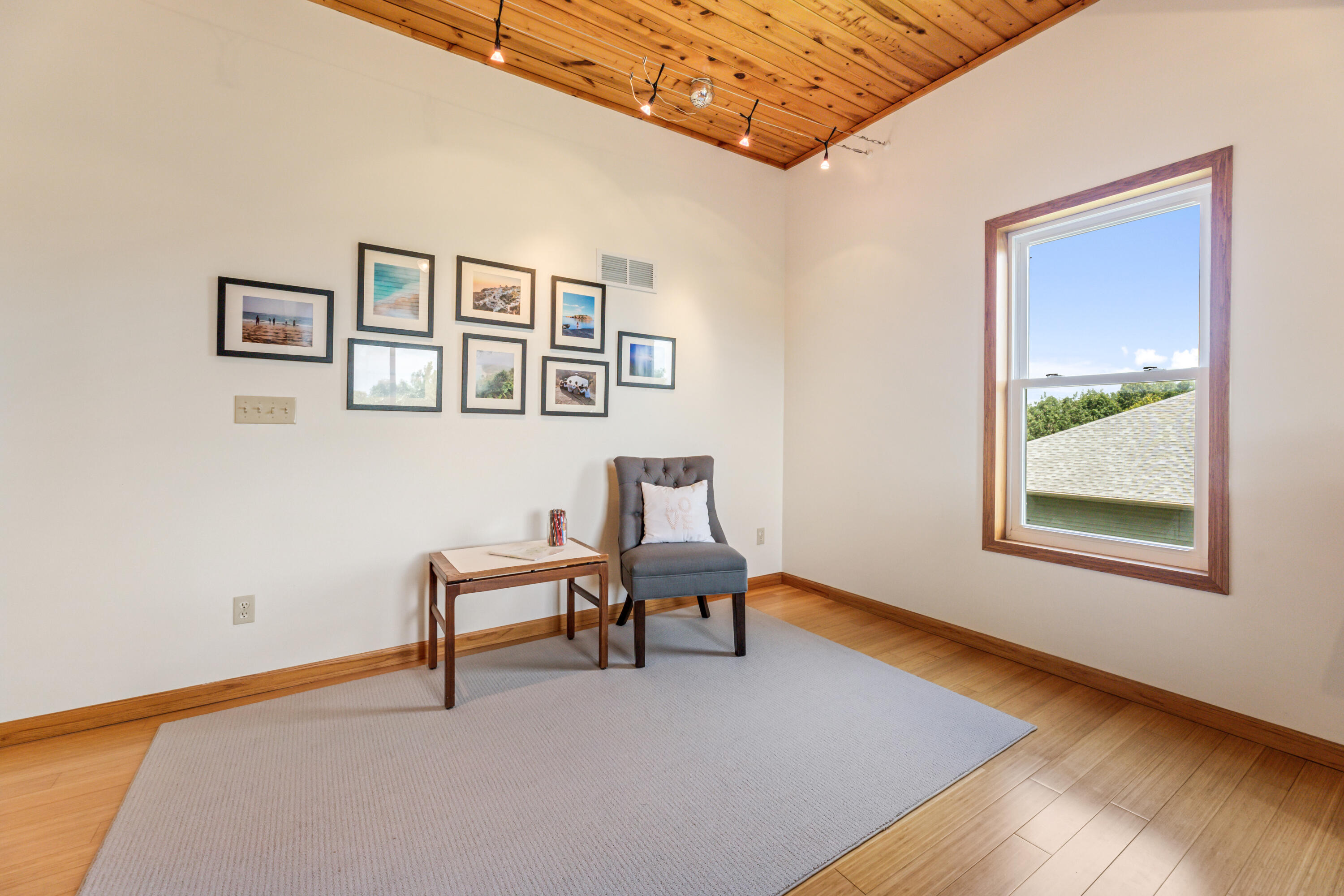 271 East Garvin Heights Road Winona, MN 55987 - Photo 33 of 54 33 bedroom