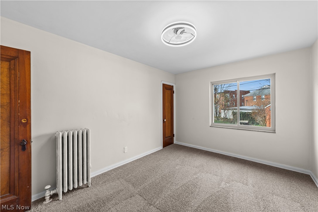 6098 Manchester Road Parma, OH 44129 - Photo 20 of 41