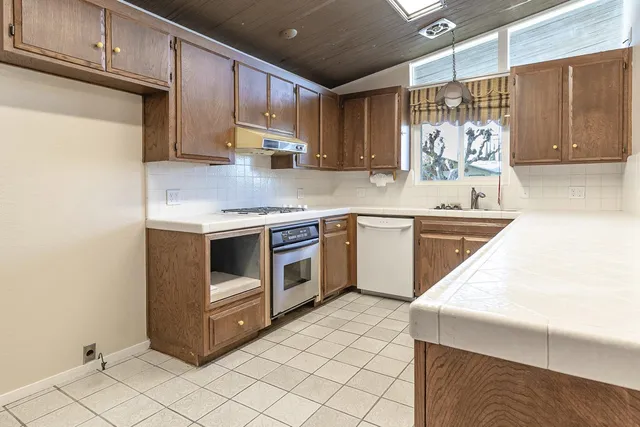 $625,000 | 1506 Madison Avenue, Tracy, CA 95376