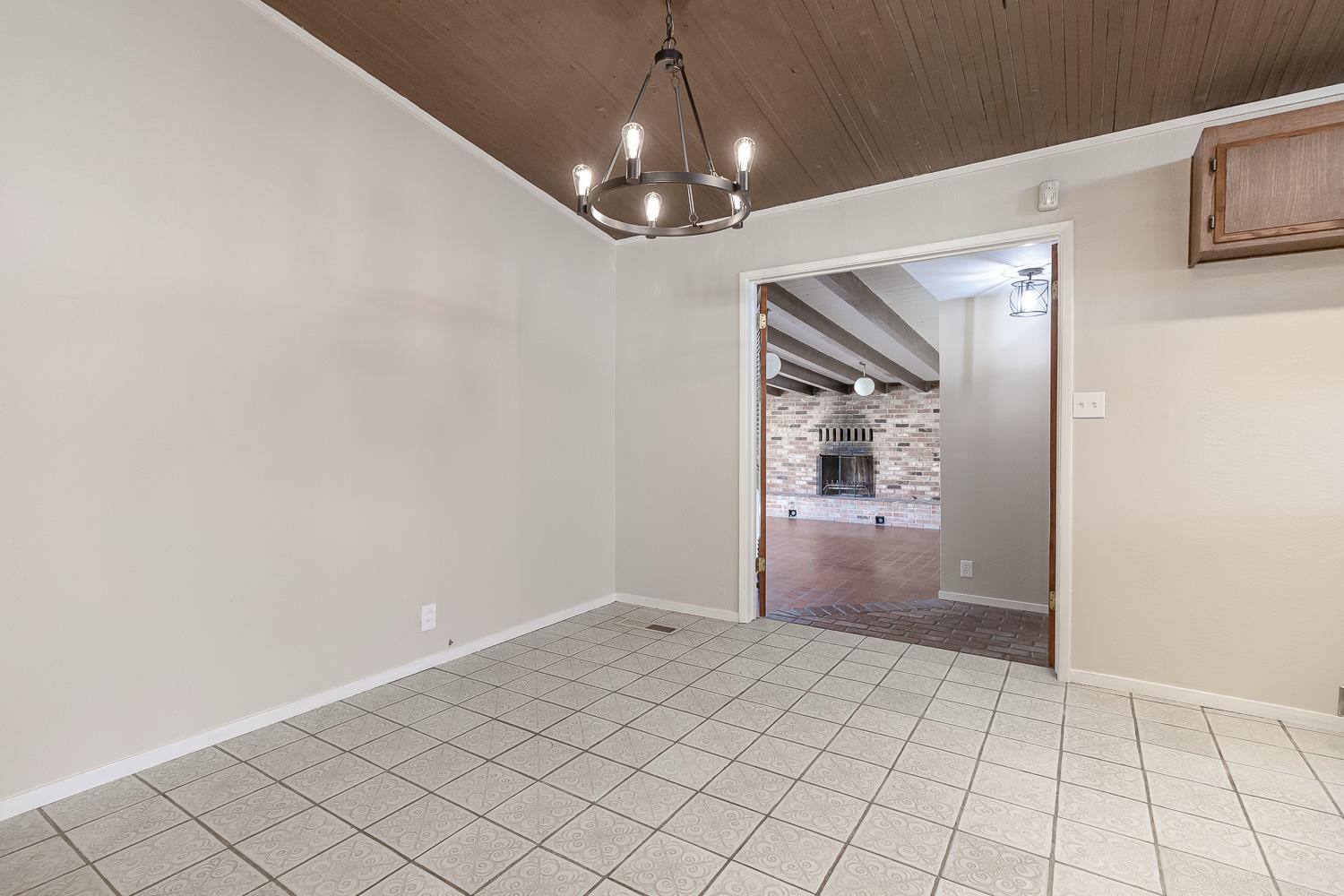 1506 Madison Avenue Tracy, CA 95376 - Photo 9 of 21 a view of an empty room with window