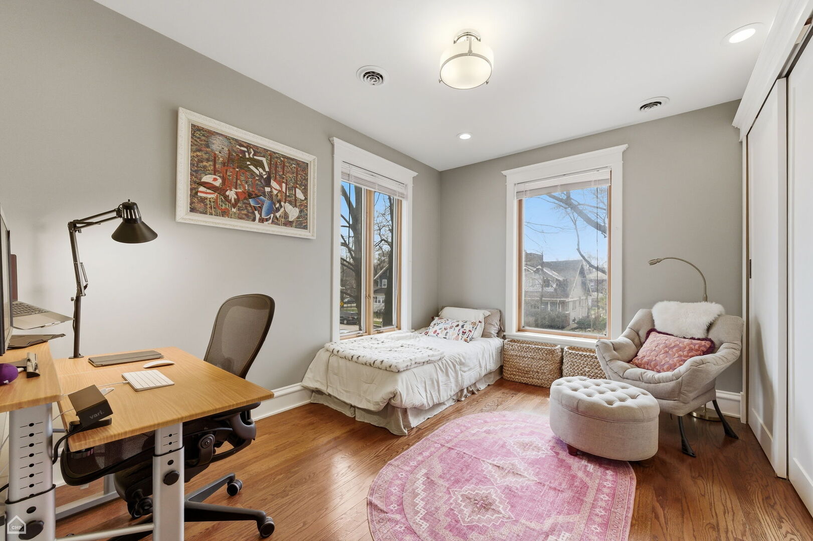 1516 West Sherwin Avenue Chicago, IL 60626 - Photo 28 of 45 a living room with furniture and a large window