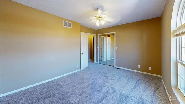 $299,900 | 20089 South 1475th Road, Nevada, MO 64772