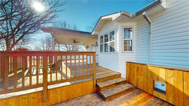 $299,900 | 20089 South 1475th Road, Nevada, MO 64772