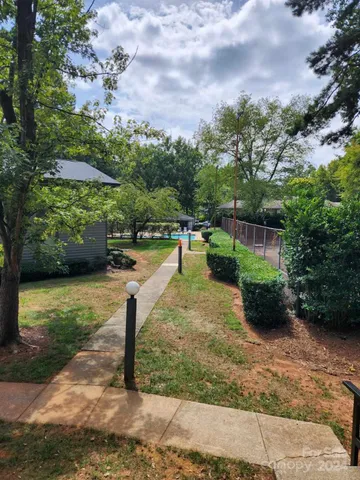 $169,900 | 5012 Sardis Road, Unit D, Charlotte, NC 28270