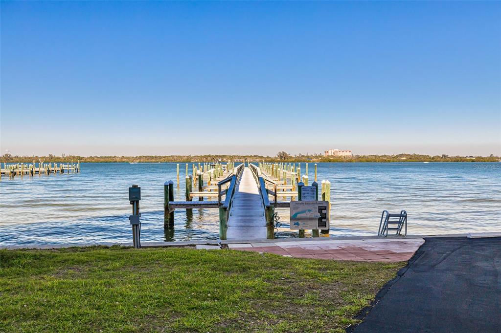 8635 Midnight Pass Road, Unit 201C Sarasota, FL 34242 - Photo 34 of 47