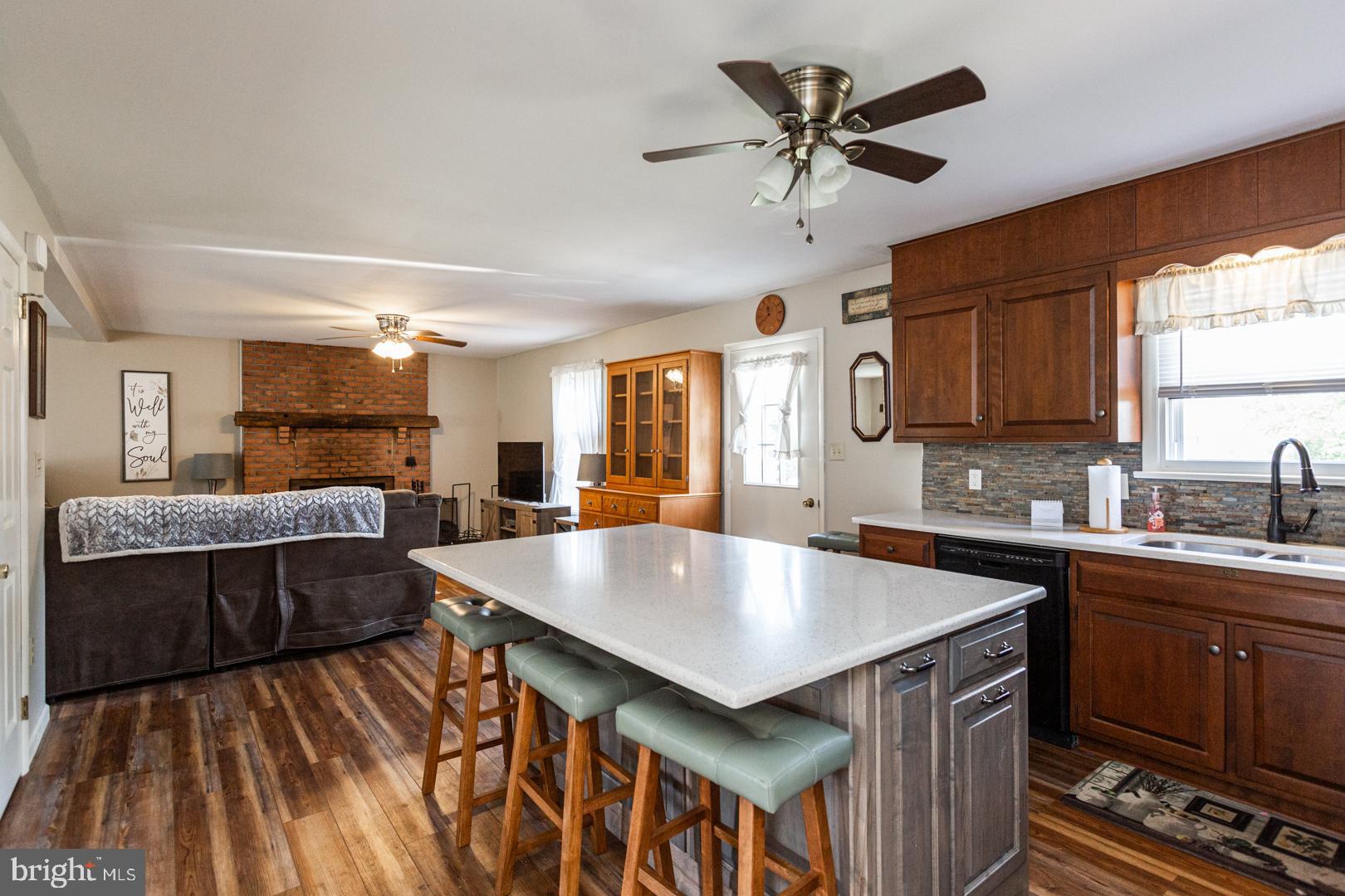 681 Ridgeview Drive Ephrata, PA 17522 - Photo 23 of 71 Can fit 4 barstools!