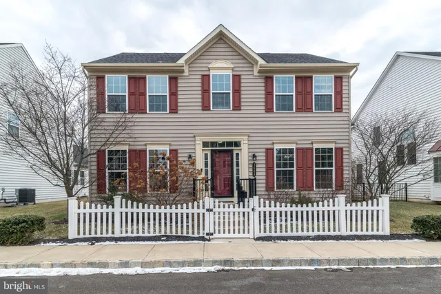 $699,900 | 3688 Christopher Day Road, Doylestown, PA 18902
