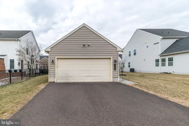 $689,900 | 3688 Christopher Day Road, Doylestown, PA 18902