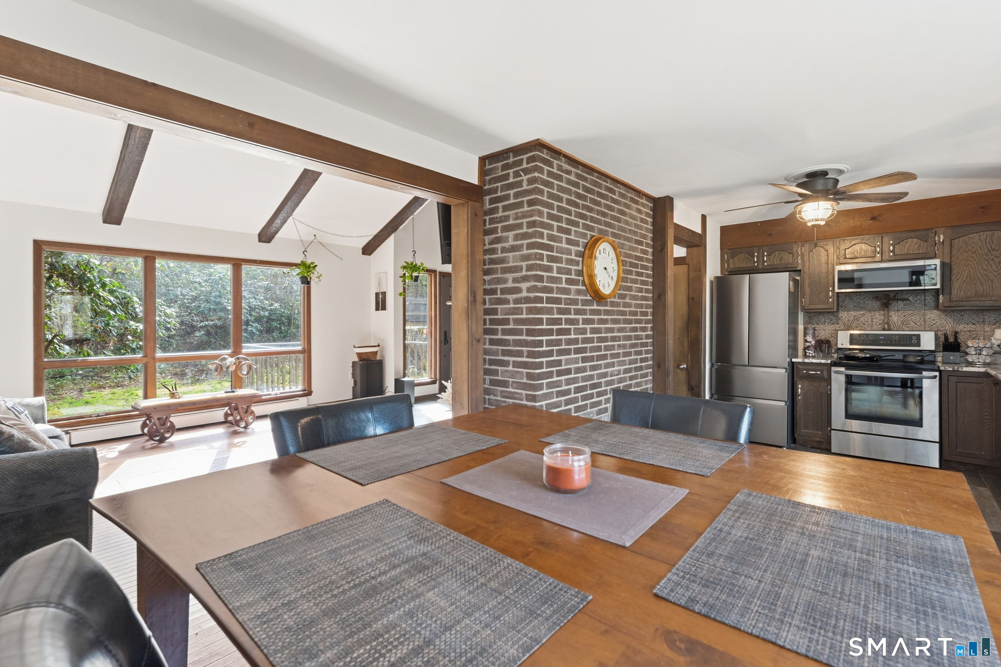 283 Main Street South Bethlehem, CT 06751 - Photo 8 of 35