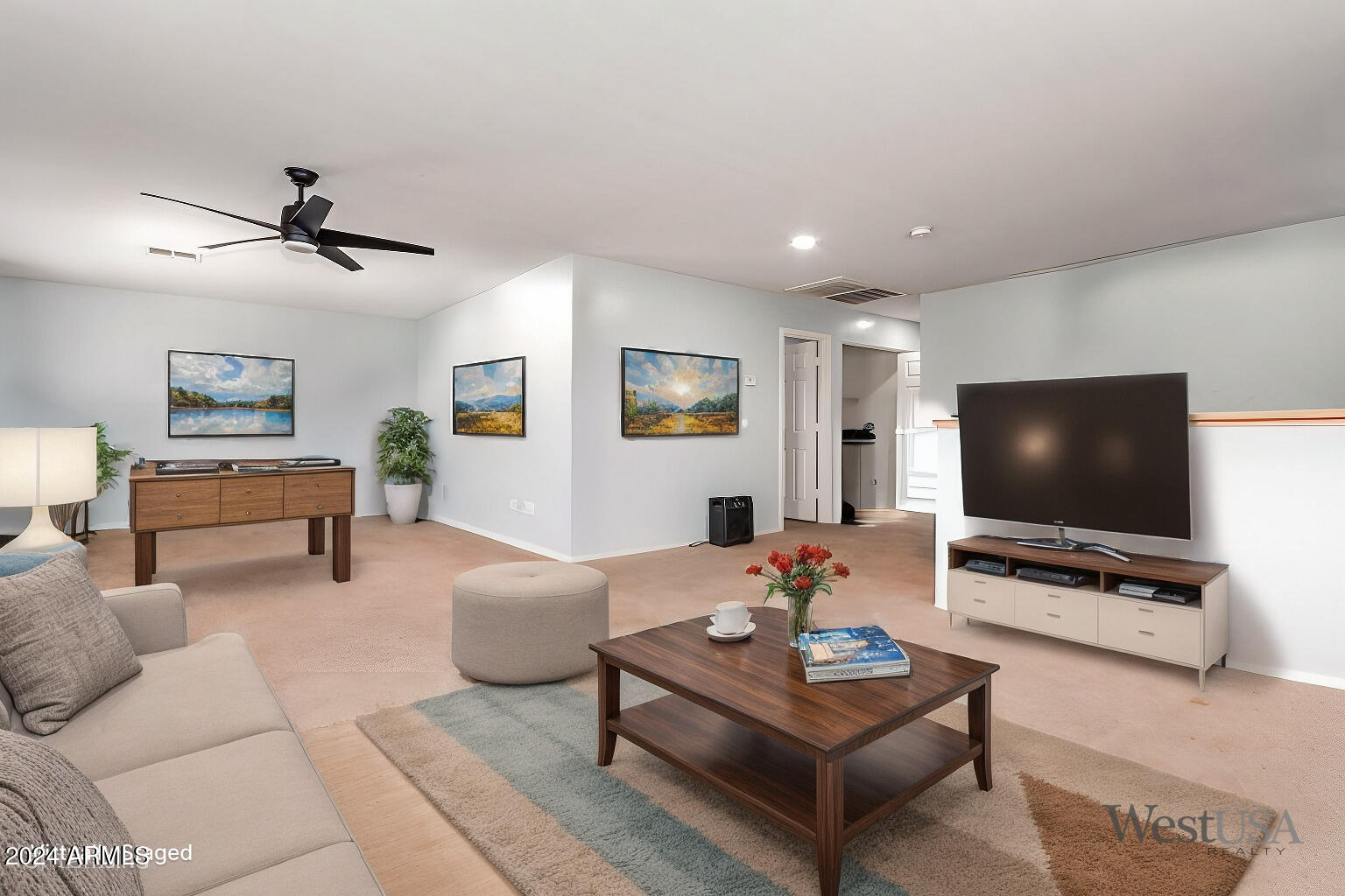 3428 West Fraktur Road Phoenix, AZ 85041 - Photo 17 of 28 Virtual Staging AI - loft-2 - November 2