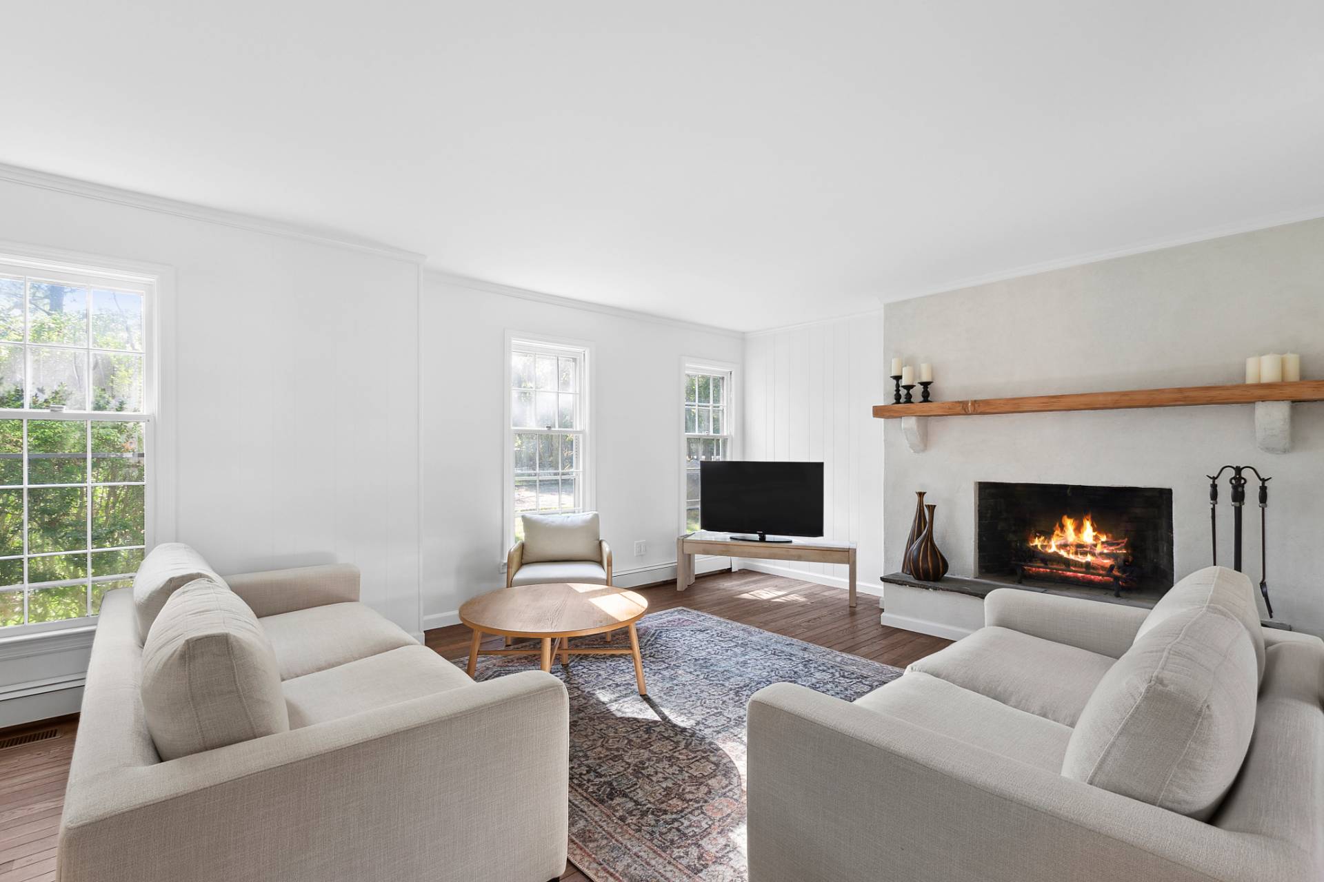 65 Cosdrew Lane East Hampton, NY 11937 - Photo 4 of 13