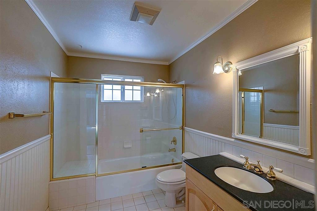 15375 Woods Valley Road Valley Center, CA 92082 - Photo 12 of 24
