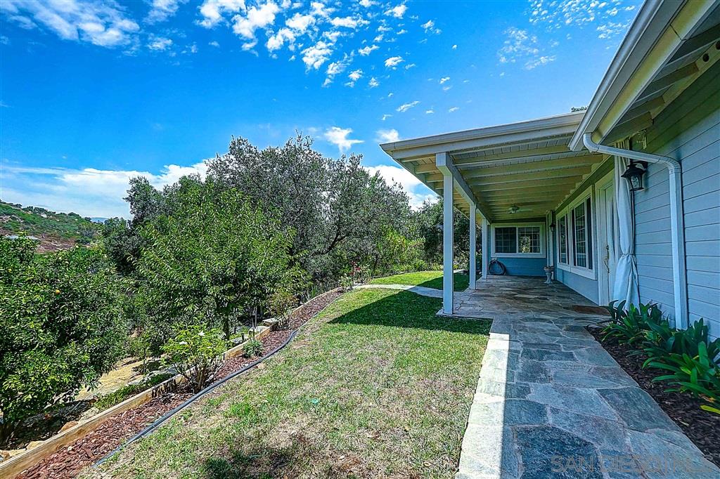 15375 Woods Valley Road Valley Center, CA 92082 - Photo 3 of 24