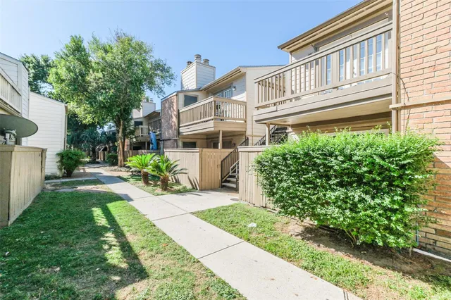 $100,000 | 6001 Reims Road, Unit 802, Houston, TX 77036