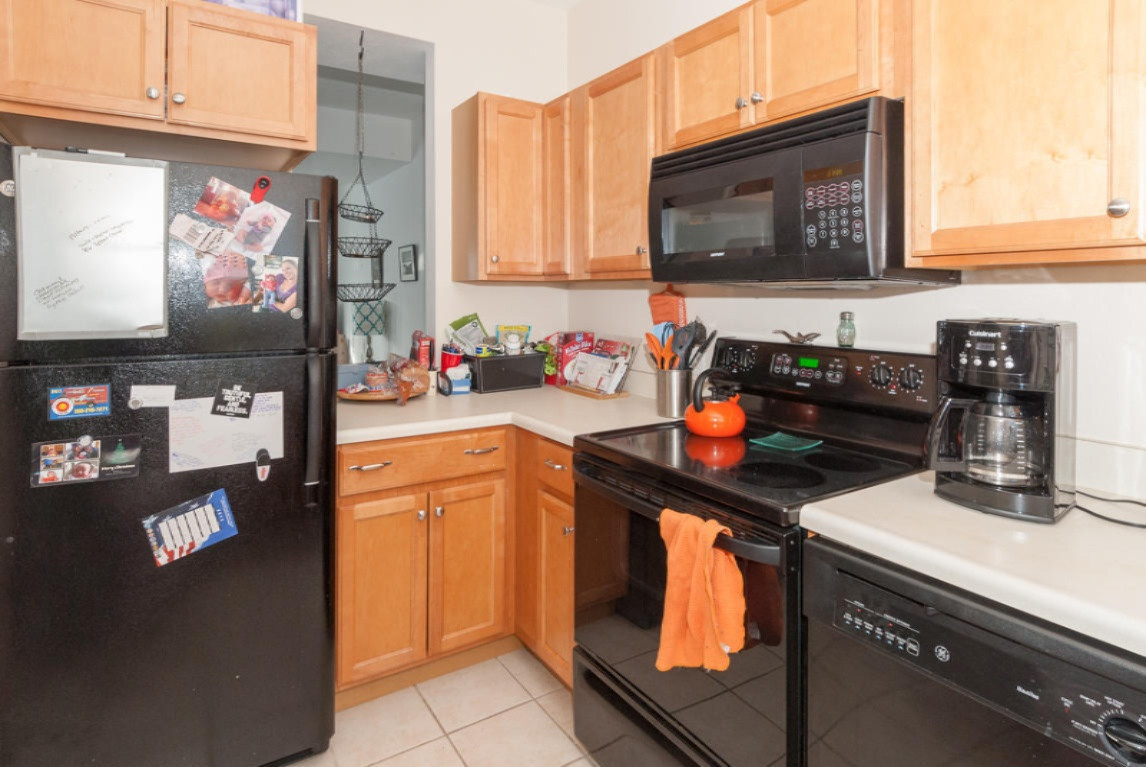 3114 Barney Road, Unit 14 Kalamazoo, MI 49004 - Photo 5 of 10 Barney-2