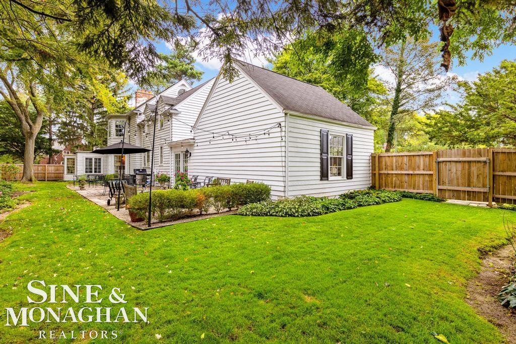 153 Touraine Road Grosse Pointe, MI 48236 - Photo 35 of 45 50132971-37C760FB-FECA-4465-8FC6-FD29B2FA9C2C.JPG