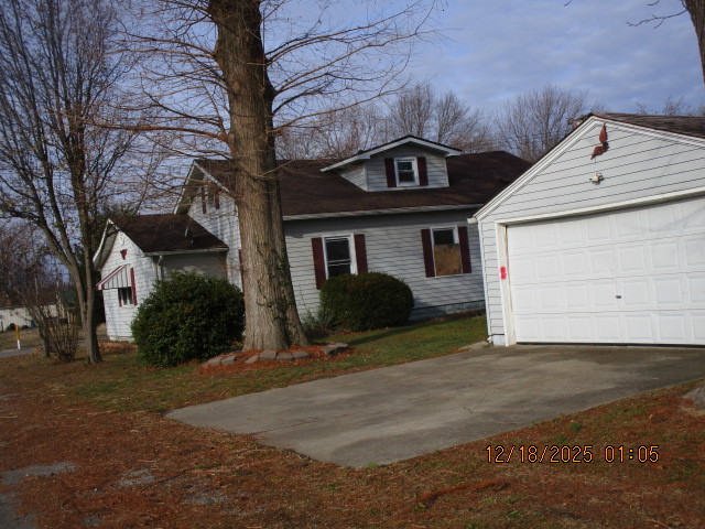 1102 Highland Street Benton, IL 62812 - Photo 10 of 13