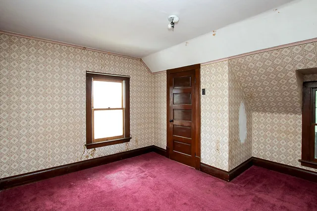 $229,000 | 321 Highway 7, Hutchinson, MN 55350