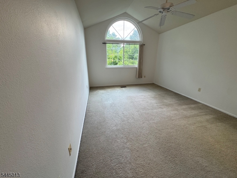 30 Wentworth Road, Unit 30 Bedminster, NJ 07921 - Photo 14 of 15