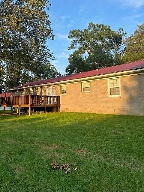 1105 Eastview Road Camden, TN 38320 - Photo 8 of 21 Gallery Image 8