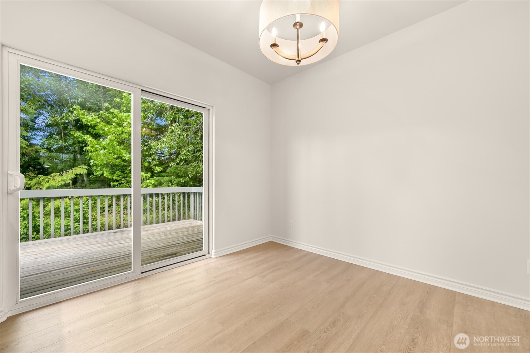1999 Governor Road Bellingham, WA 98229 - Photo 14 of 38 Gallery Image 14